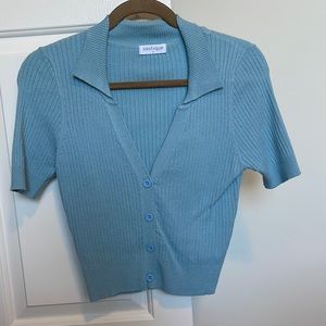 Light blue ribbed knit shirt!